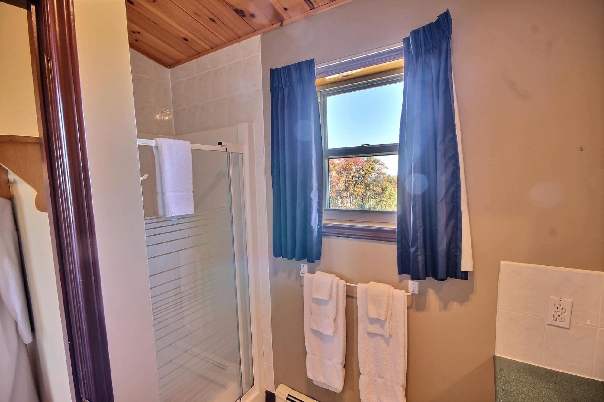 Cavendish Bosom Buddies Cottage Resort Oda fotoğraf